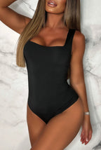 Body de manga larga negro con cuello cuadrado y súper elástico de Girl Crush