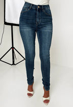 Jeans ajustados Amelie azul medio elásticos con efecto push-up.