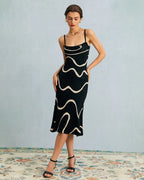 Vestido midi de punto con dobladillo de sirena Black Wave