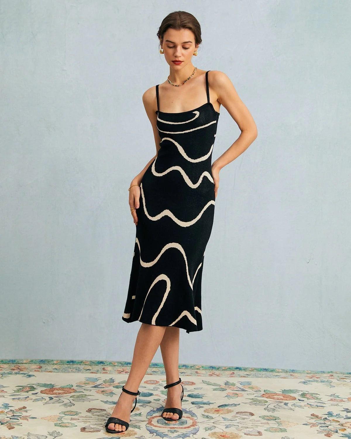 Vestido midi de punto con dobladillo de sirena Black Wave